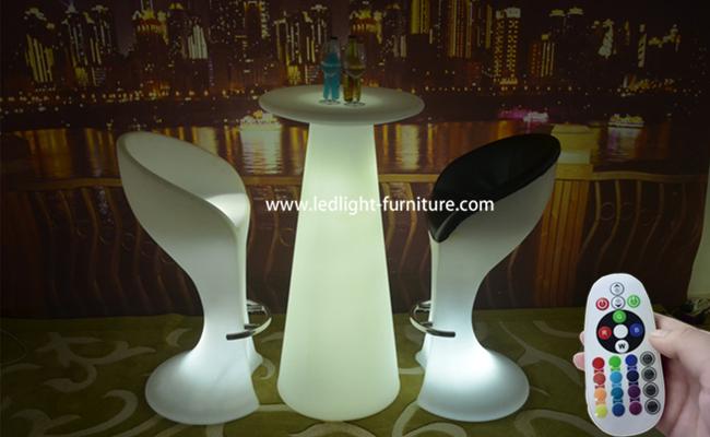 나이트 클럽을 위해 LED 막대기 의자 방수 높은 빛난 바꾸는 색깔
