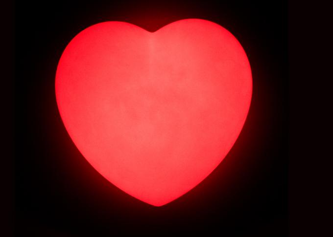 심장에 의하여 형성되는 사랑 LED 장식적인 테이블 램프, 가정 건전지에 의하여 운영하는 밤 빛