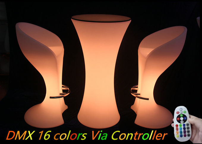 원격 제어 색깔을 가진 재충전용 LED 막대기 의자 PE 소성 물질