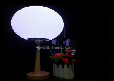 중국 AC 110V - 240V 힘 LED 계란은 나무로 되는 기본적인 홀더를 가진 테이블 램프를 형성했습니다 협력 업체